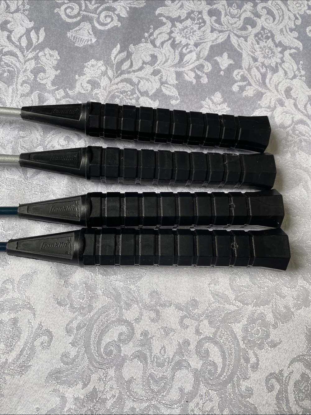 Franklin Set of 4 Badminton Rackets with Shuttlecock Tube. 12 piece. - Picture 3 of 3